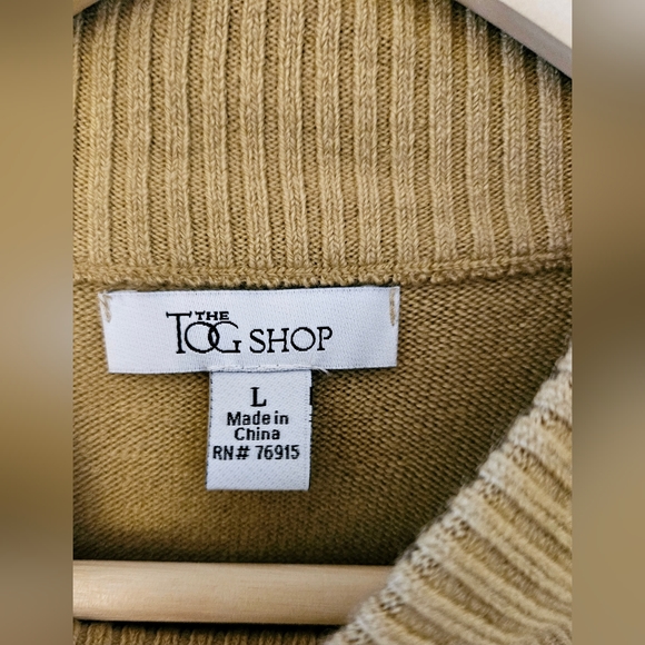 The Tog Shop Cableknit Sweater - Picture 4 of 6